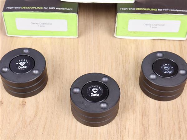 Grote foto ansuz acoustics darkz diamond highend audio resonance control tuning feet set of 3 audio tv en foto algemeen