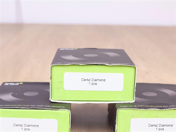 Grote foto ansuz acoustics darkz diamond highend audio resonance control tuning feet set of 3 audio tv en foto algemeen