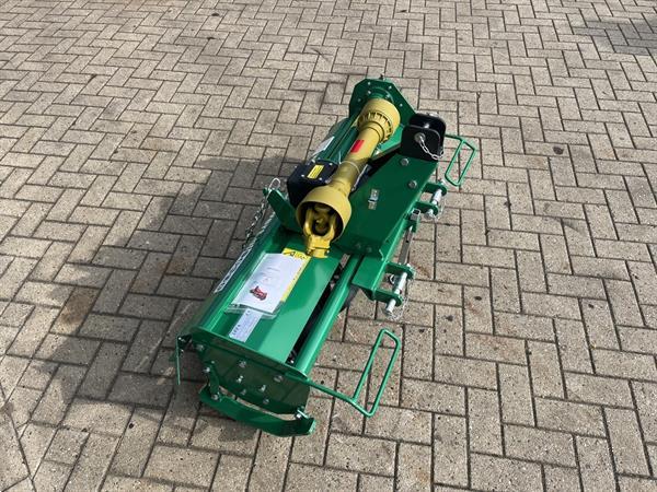 Grote foto freesbak grondfrees cat.1 rt115 3punt tractor inclusief aftakas frees agrarisch akkerbouw