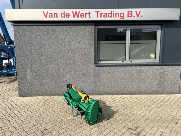 Grote foto freesbak grondfrees cat.1 rt115 3punt tractor inclusief aftakas frees agrarisch akkerbouw
