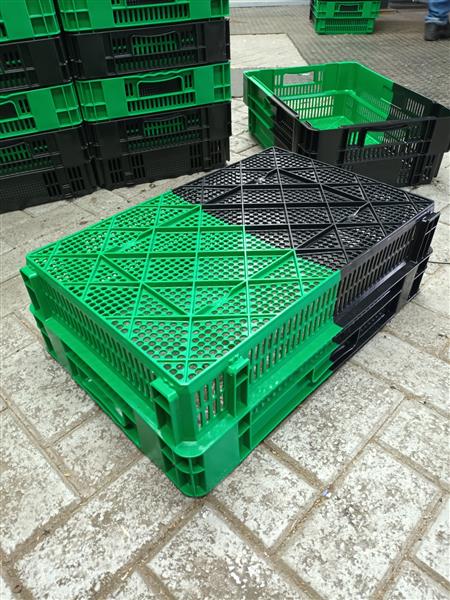 Grote foto nieuwe krattten groen zwart watersport en boten accessoires en onderhoud