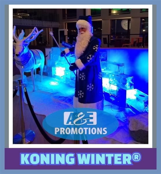 Grote foto kerstman 6m hoog verhuur reuze kerstman assen diensten en vakmensen bedrijfsuitjes