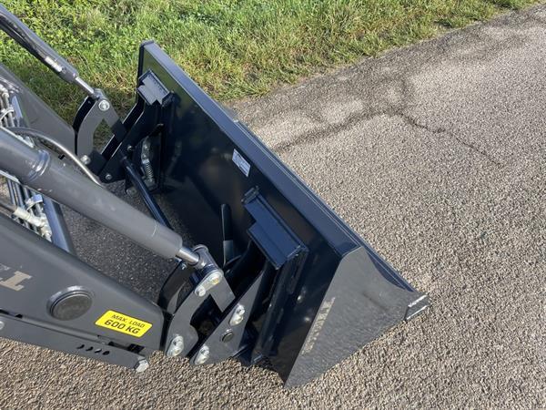 Grote foto knegt 404 4wd 40 pk compact tractor nieuw met frontlader agrarisch tractoren