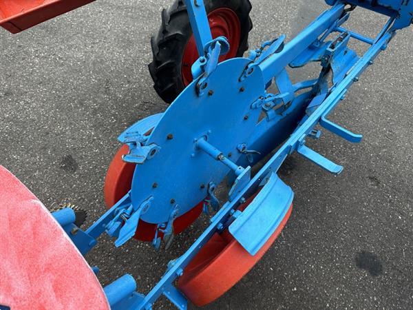 Grote foto super prefer ub plantmachine 2 rijen met centrale aandrijving agrarisch zaaimachines
