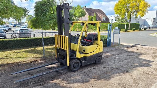 Grote foto hyster s3.0 ft spacesaver 2015 agrarisch heftrucks