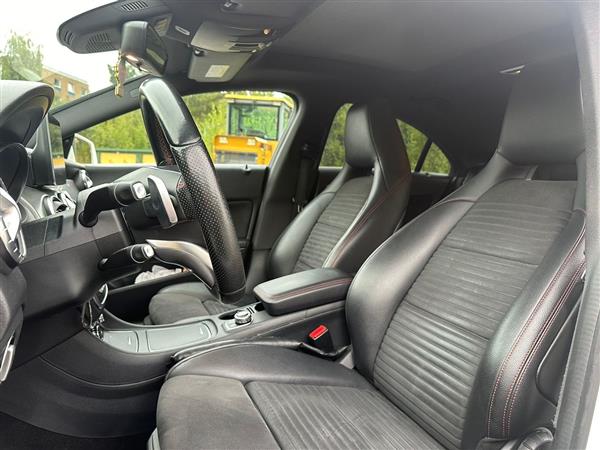 Grote foto mercedes benz cla coup 180 auto mercedes
