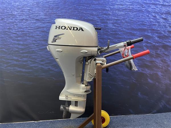 Grote foto honda 20 pk buitenboordmotor artikelnummer 3143 kortstaart watersport en boten buiten en binnenboordmotoren