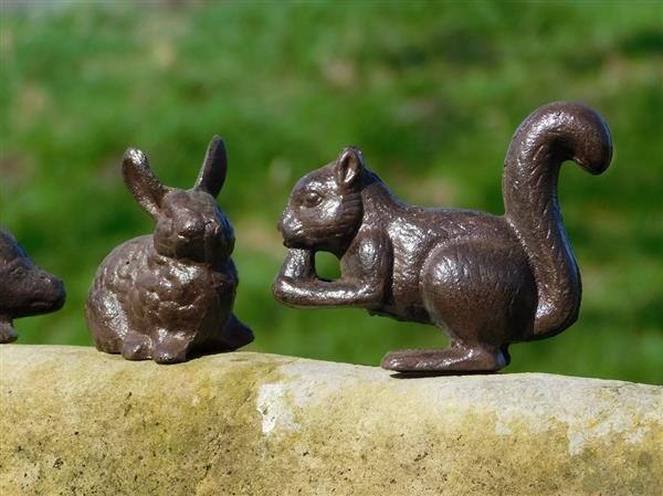 Grote foto set dieren konijn egel en eekhoorn gietijzer tuin en terras tuindecoratie