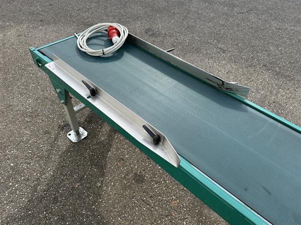 Grote foto sado transportband 890 x 40 cm 65 cm rollenbaan agrarisch transportbanden