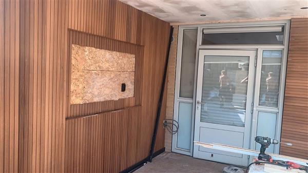 Grote foto trippel ayous thermowood 21mm dik 132mm doe het zelf en verbouw hout en planken