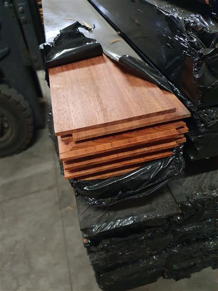 Grote foto padoek planken 14x130 lang 1 50m doe het zelf en verbouw hout en planken