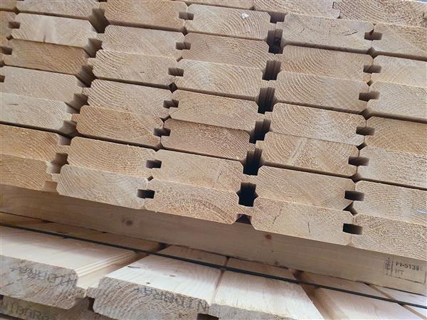 Grote foto dikke blokhutdelen nieuw met v kant doe het zelf en verbouw hout en planken