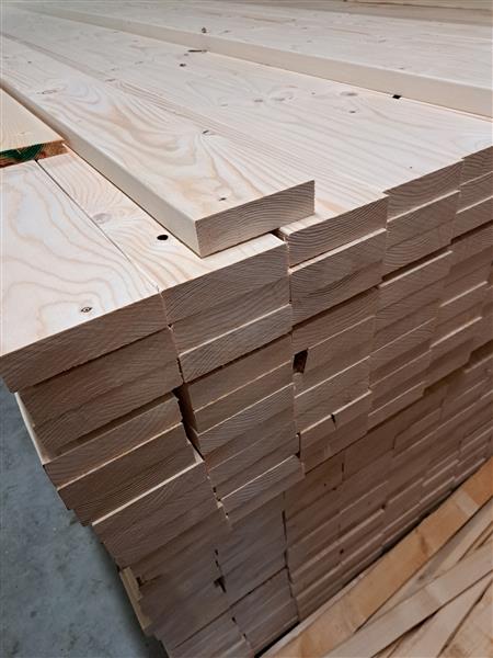 Grote foto dikke blokhutdelen nieuw met v kant doe het zelf en verbouw hout en planken