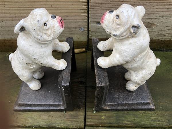 Grote foto boekensteunenset gietijzer met bull terri r honden gelakt. tuin en terras tuindecoratie