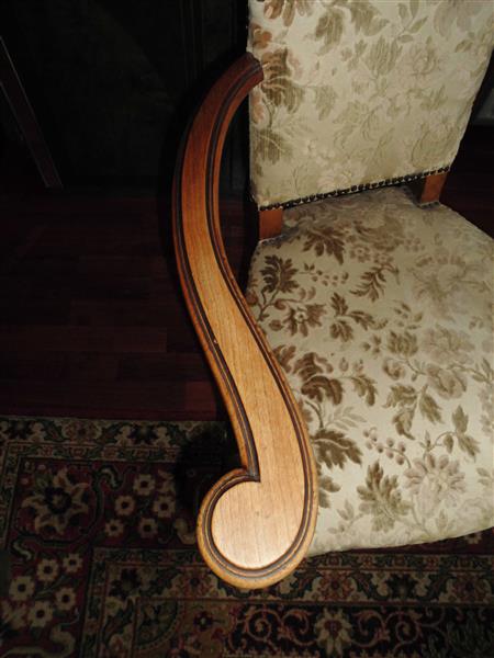 Grote foto antieke vruchtenhouten stoel antiek en kunst stoelen en banken
