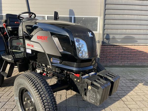 Grote foto knegt 404 black edition 4wd 40 pk compact tractor nieuw agrarisch tractoren