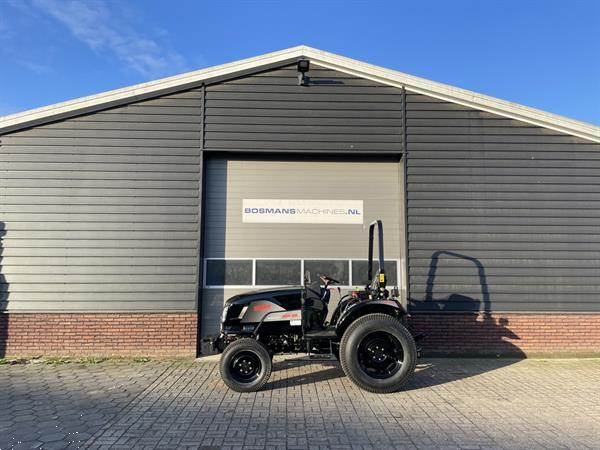 Grote foto knegt 404 black edition 4wd 40 pk compact tractor nieuw agrarisch tractoren