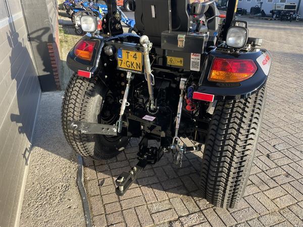 Grote foto knegt 404 black edition 4wd 40 pk compact tractor nieuw agrarisch tractoren
