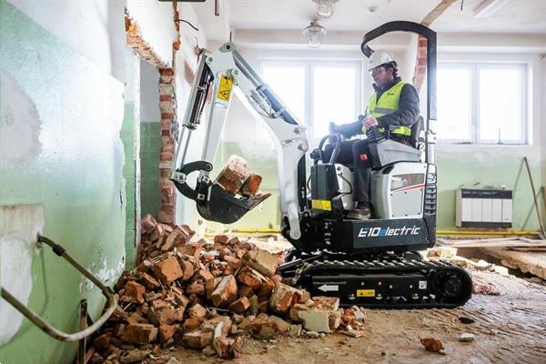 Grote foto bobcat e10e electric met gratis cw05 wissel en bakken doe het zelf en verbouw kranen en graafmachines