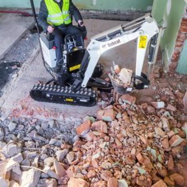 Grote foto bobcat e10e electric met gratis cw05 wissel en bakken doe het zelf en verbouw kranen en graafmachines