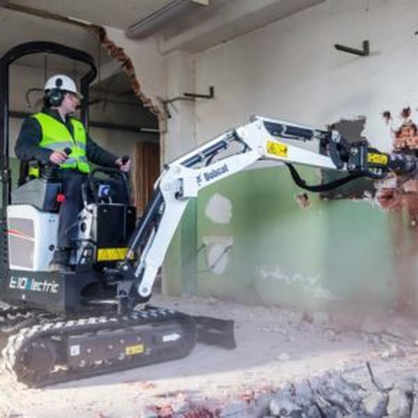 Grote foto bobcat e10e electric met gratis cw05 wissel en bakken doe het zelf en verbouw kranen en graafmachines