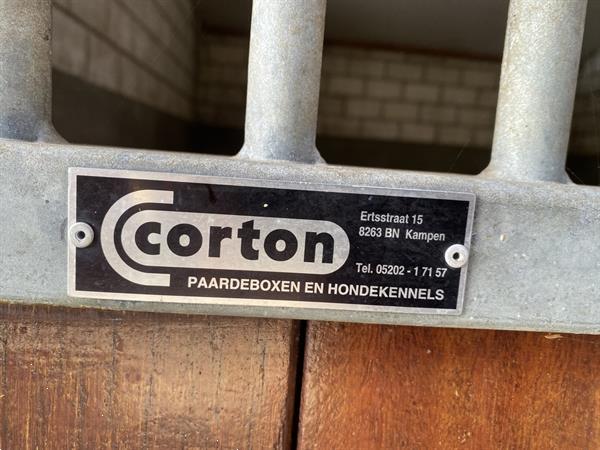 Grote foto corton paardenboxen open draaibaar 8 stuks agrarisch stallen