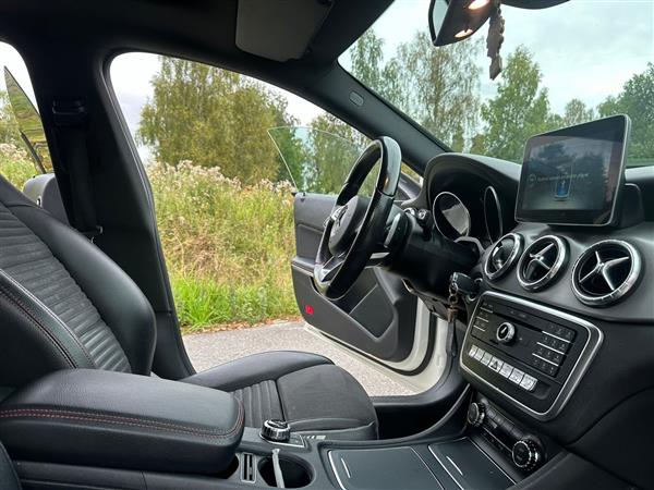 Grote foto mercedes benz cla coup 180 auto mercedes