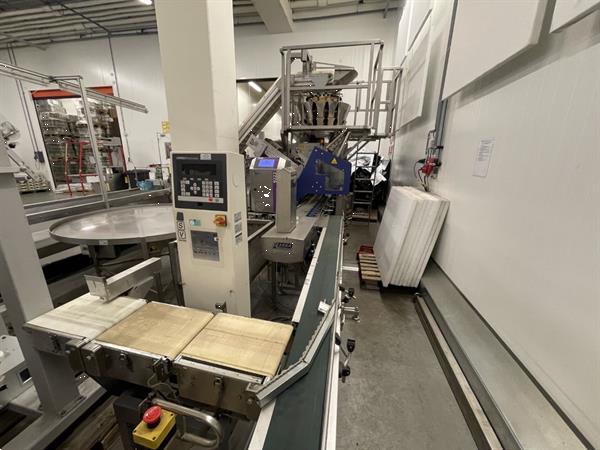 Grote foto jasa afweegmachine voor het vullen van shakers met cherrytomaten agrarisch tuinbouw
