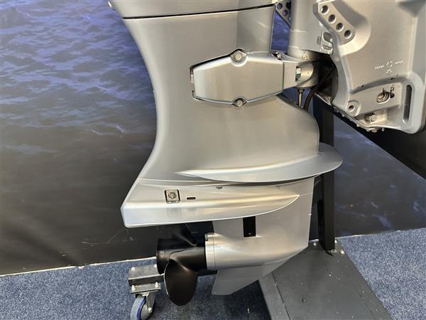 Grote foto honda 50 pk buitenboordmotor artnr 6351 gebruikt zo goed als watersport en boten buiten en binnenboordmotoren