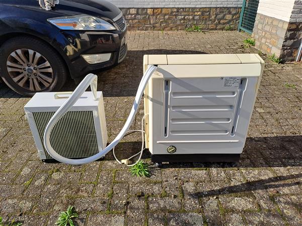 Grote foto mobiele airco met split unit diversen overige