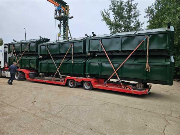 Grote foto puinhuisjes op slede doe het zelf en verbouw containers