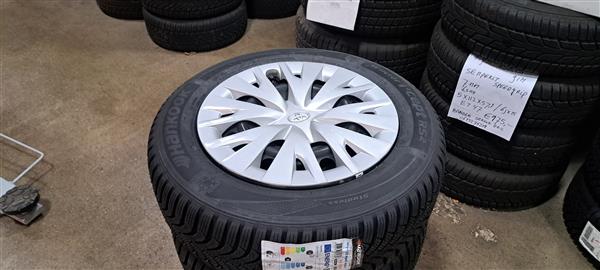 Grote foto nieuwe winterbanden set voor toyota yaris auto onderdelen banden en velgen