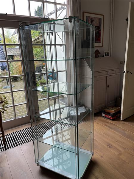 Grote foto luxe exclusieve vitrinekast huis en inrichting vitrinekasten
