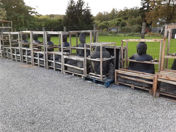 Grote foto het grootste aanbod boeddha beelden tuin en terras tuinbeelden en tuinkabouters