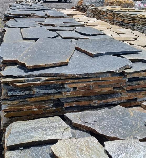 Grote foto kavala kwartsiet flagstones 3 5 cm dik tuin en terras tegels en terrasdelen