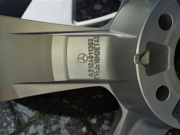 Grote foto winterbanden met velgen mercedes sl r230 auto onderdelen banden en velgen
