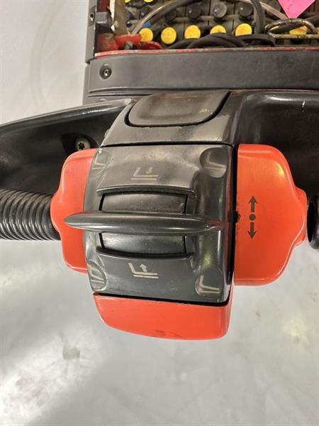 Grote foto l 12 ac doe het zelf en verbouw hefwerktuigen