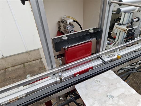 Grote foto flier etiketteerder voor trays agrarisch tuinbouw