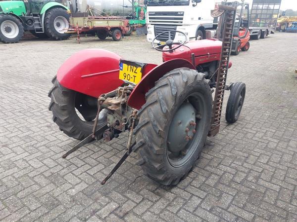 Grote foto massey ferguson 30 met maaibalk agrarisch tractoren