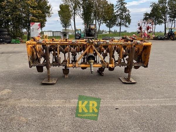 Grote foto selvatici vs 3512 spit machine 687845 agrarisch akkerbouw
