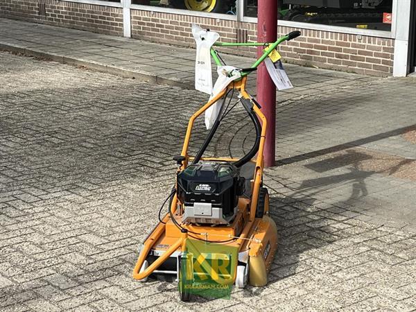 Grote foto as motor weedhex 61137 agrarisch akkerbouw