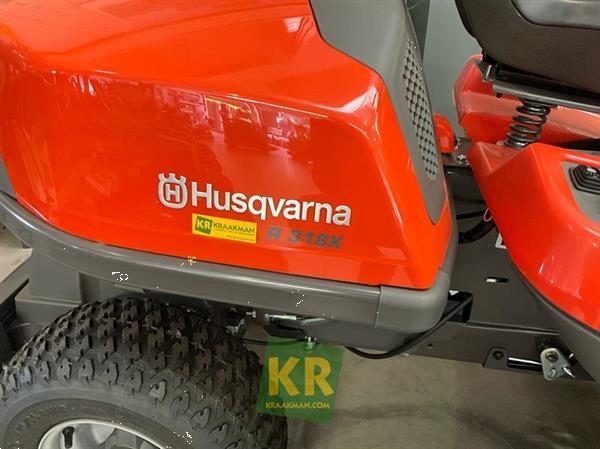 Grote foto husqvarna r318x 39507 tuin en terras zitmaaiers