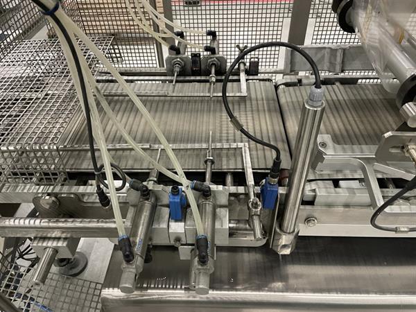 Grote foto g. mondini e 350 vg top seal verpakkingsmachine met ontnester agrarisch tuinbouw
