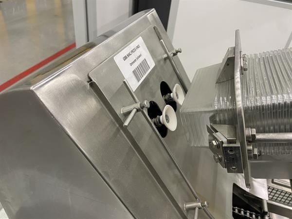 Grote foto g. mondini e 350 vg top seal verpakkingsmachine met ontnester agrarisch tuinbouw