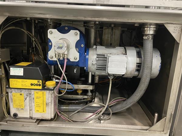 Grote foto g. mondini e 350 vg top seal verpakkingsmachine met ontnester agrarisch tuinbouw
