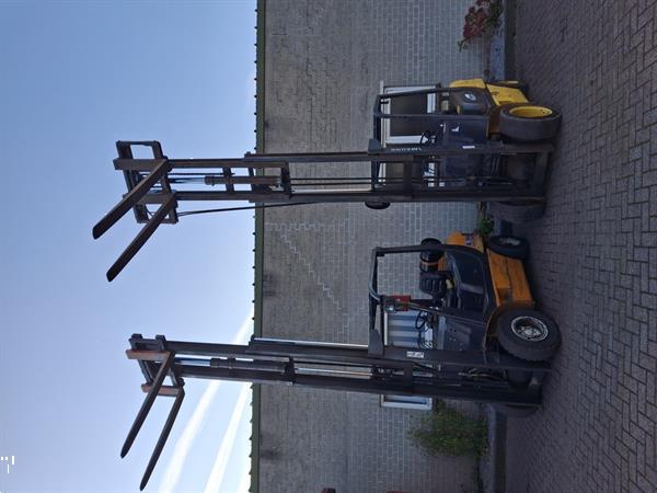 Grote foto samsung 2 5 ton lpg en 3 ton diesel triplo shift heftruck agrarisch heftrucks