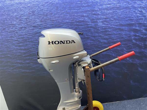 Grote foto honda 10 pk buitenboordmotor artur new langstaart watersport en boten buiten en binnenboordmotoren