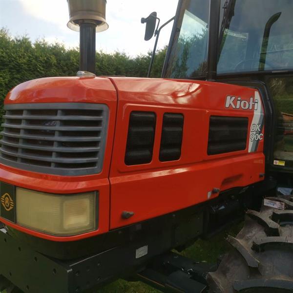 Grote foto kioti dk 90 c met slechts 1040 uren agrarisch tractoren