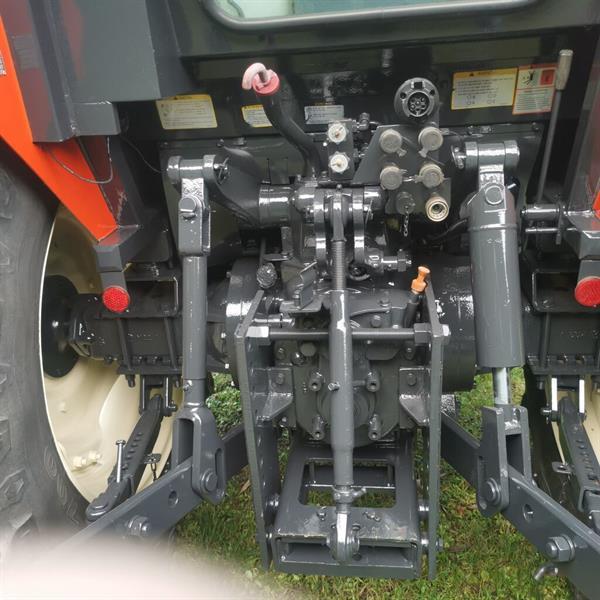 Grote foto kioti dk 90 c met slechts 1040 uren agrarisch tractoren