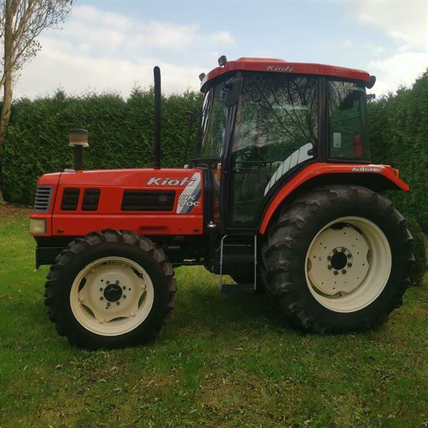 Grote foto kioti dk 90 c met slechts 1040 uren agrarisch tractoren